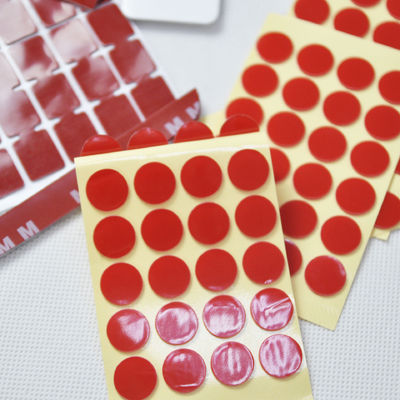 จุดกาวอะคริลิคใสสองด้านแบบวงกลม การออกแบบที่มองไม่เห็นสำหรับงานแต่งงาน