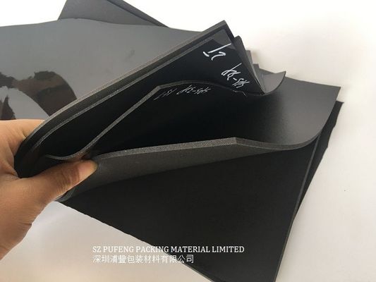 ฉนวนชนิดโฟมเซลลูล่าร์ยูรีเทนพร้อมกาวด้านเดียว